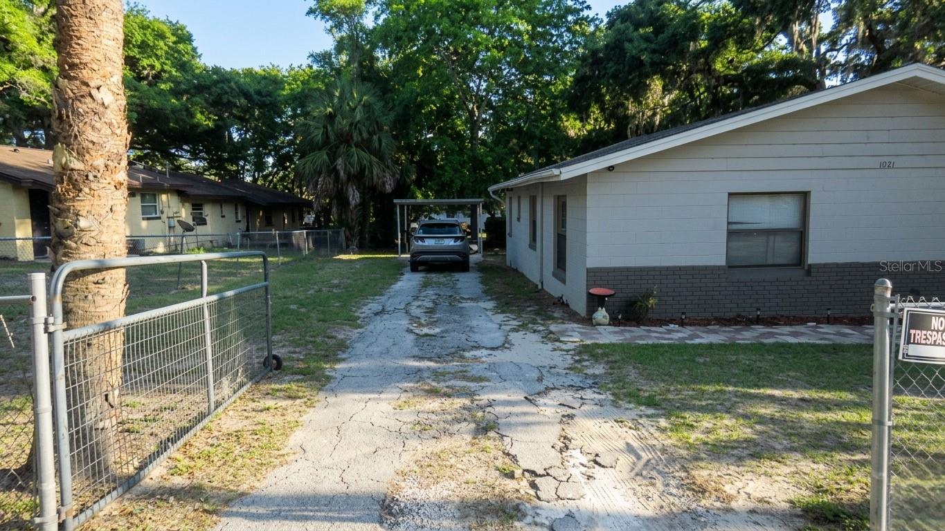 LEESBURG JACKSONS ADD NEWTOWN - Residential