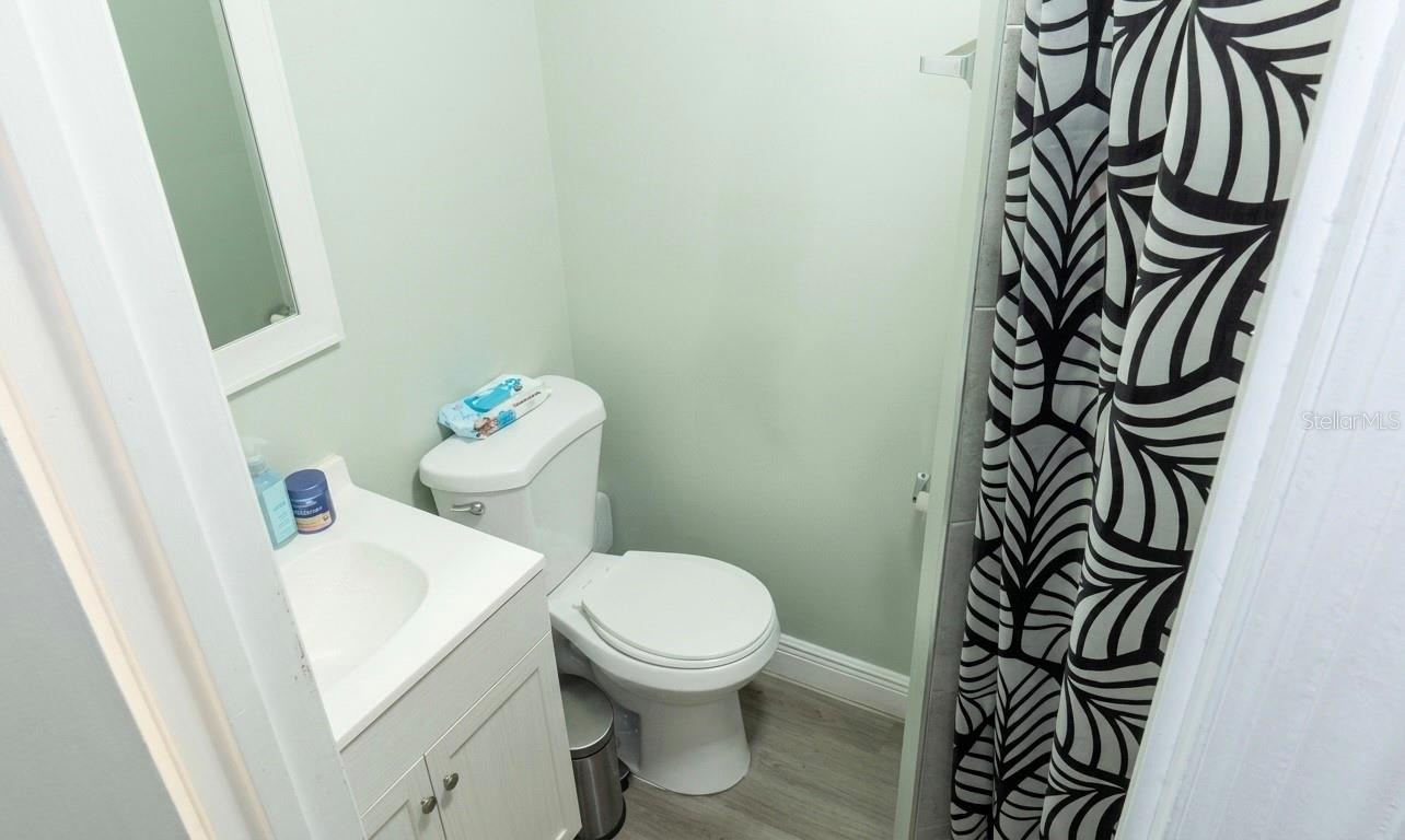 LEESBURG JACKSONS ADD NEWTOWN - Residential