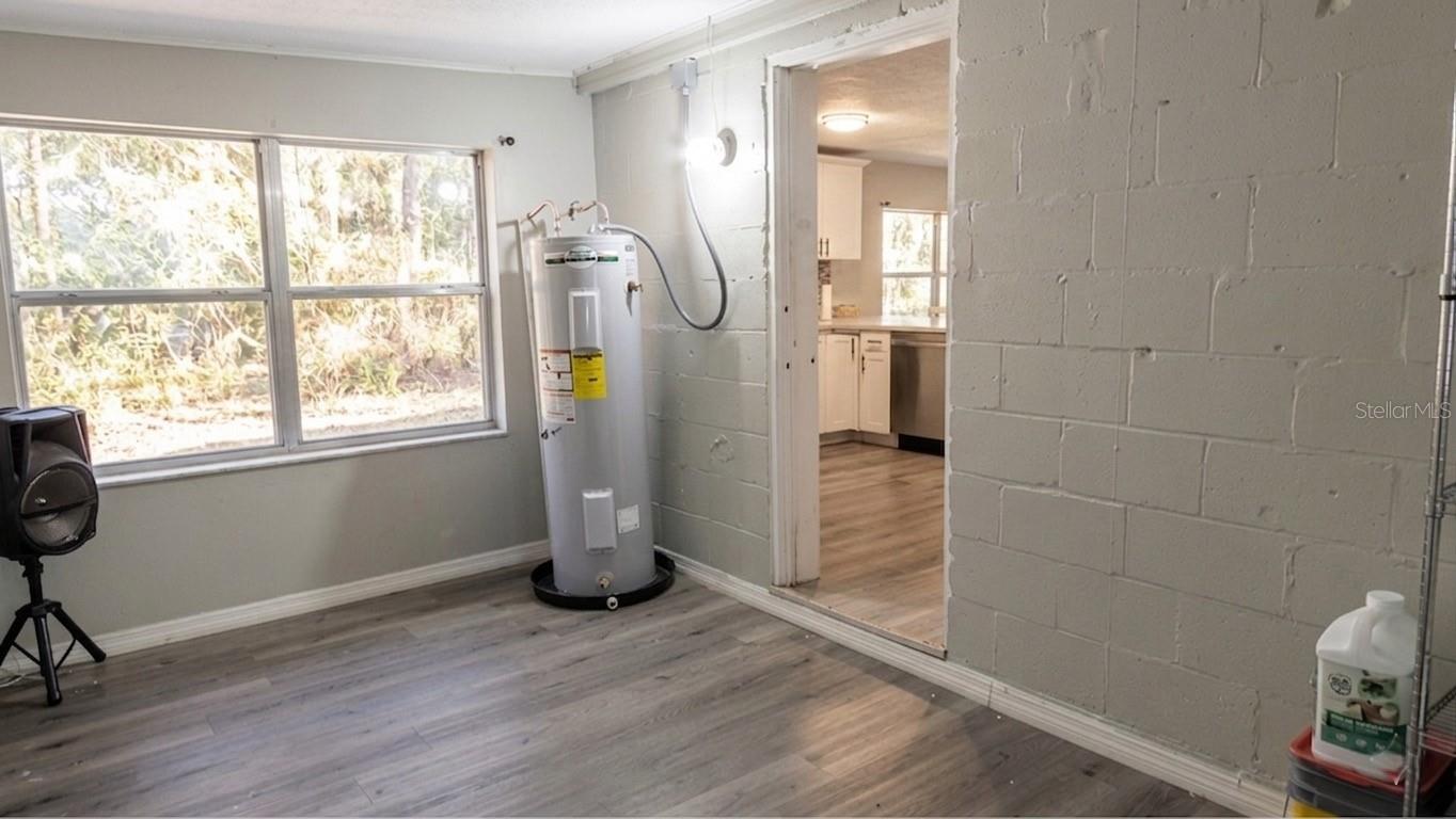 LEESBURG JACKSONS ADD NEWTOWN - Residential