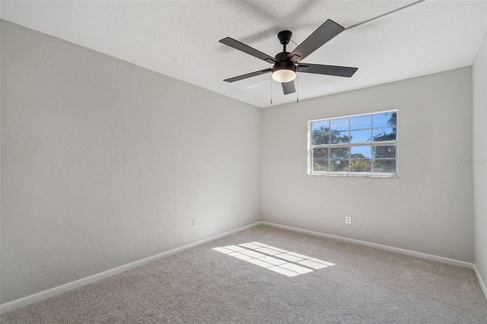 DELTONA LAKES UNIT 08 - Residential