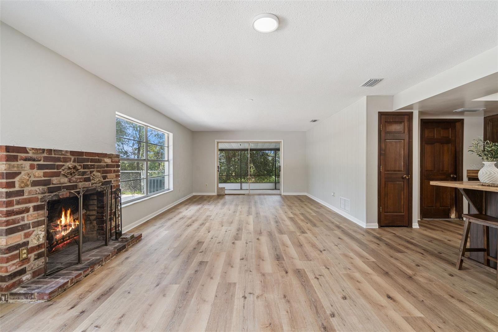 DELTONA LAKES UNIT 08 - Residential