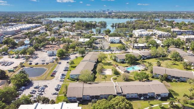 WATERFALL COVE/WINTER PARK - Residential