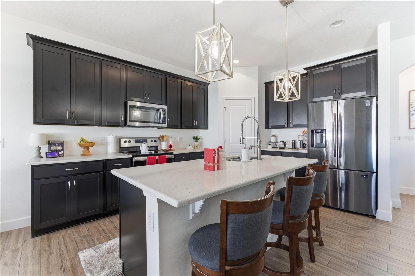 FERNANDA PLACE PH 2 - Residential