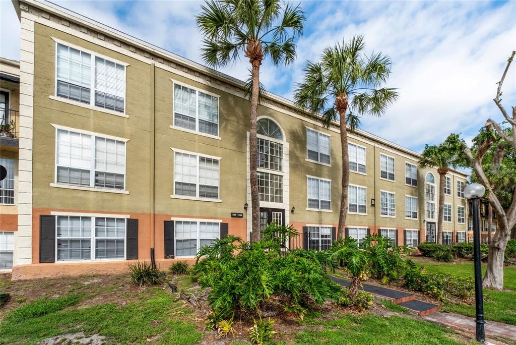 Photo of 4160 Versailles Drive #4160D, Orlando, FL 32808 (MLS # O6401156)