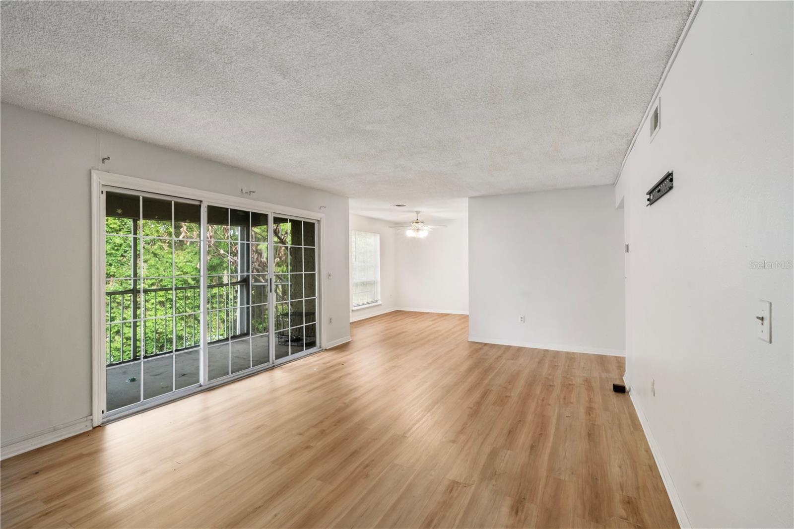 CYPRESS POINTE/LK ORLANDO - Residential Lease