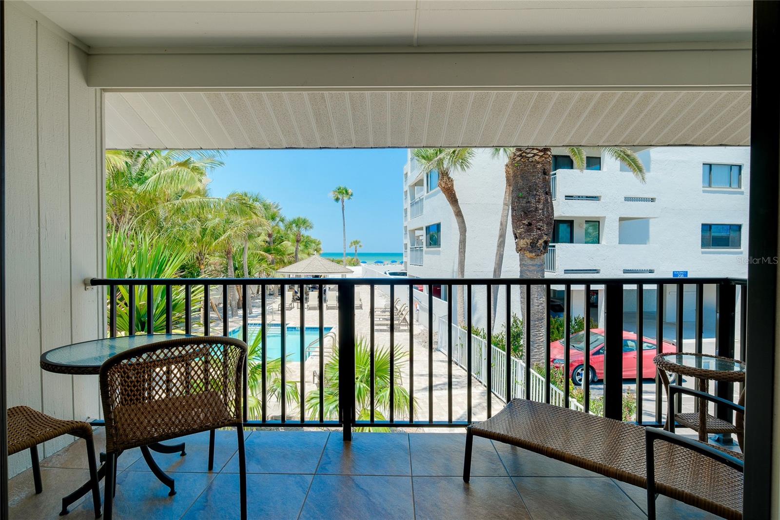 SIESTA SANDS - Residential