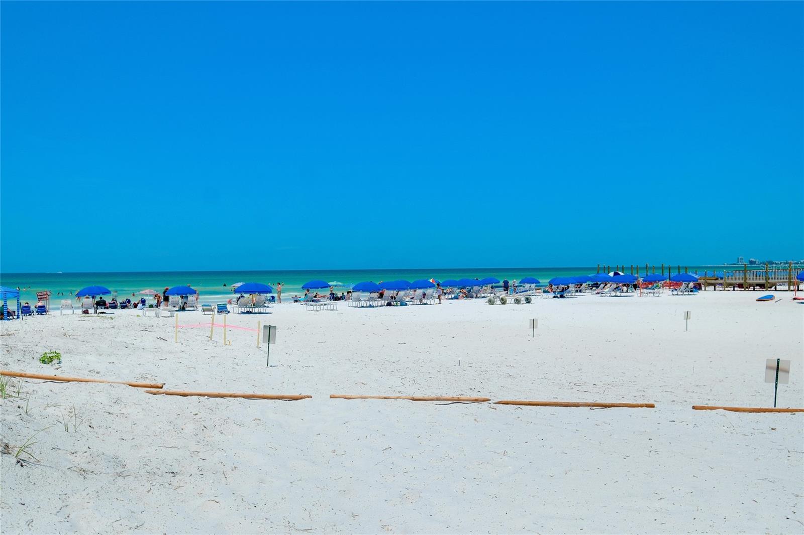 SIESTA SANDS - Residential