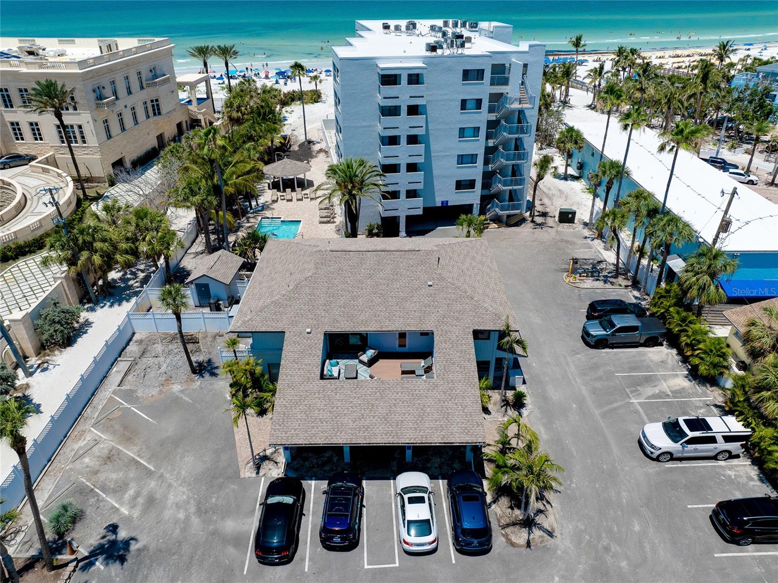 SIESTA SANDS - Residential
