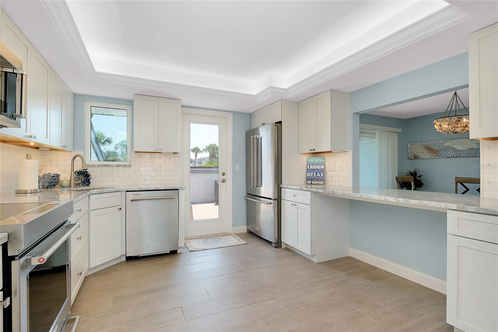 SIESTA SANDS - Residential