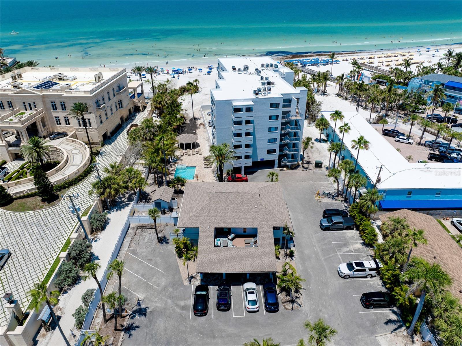 SIESTA SANDS - Residential