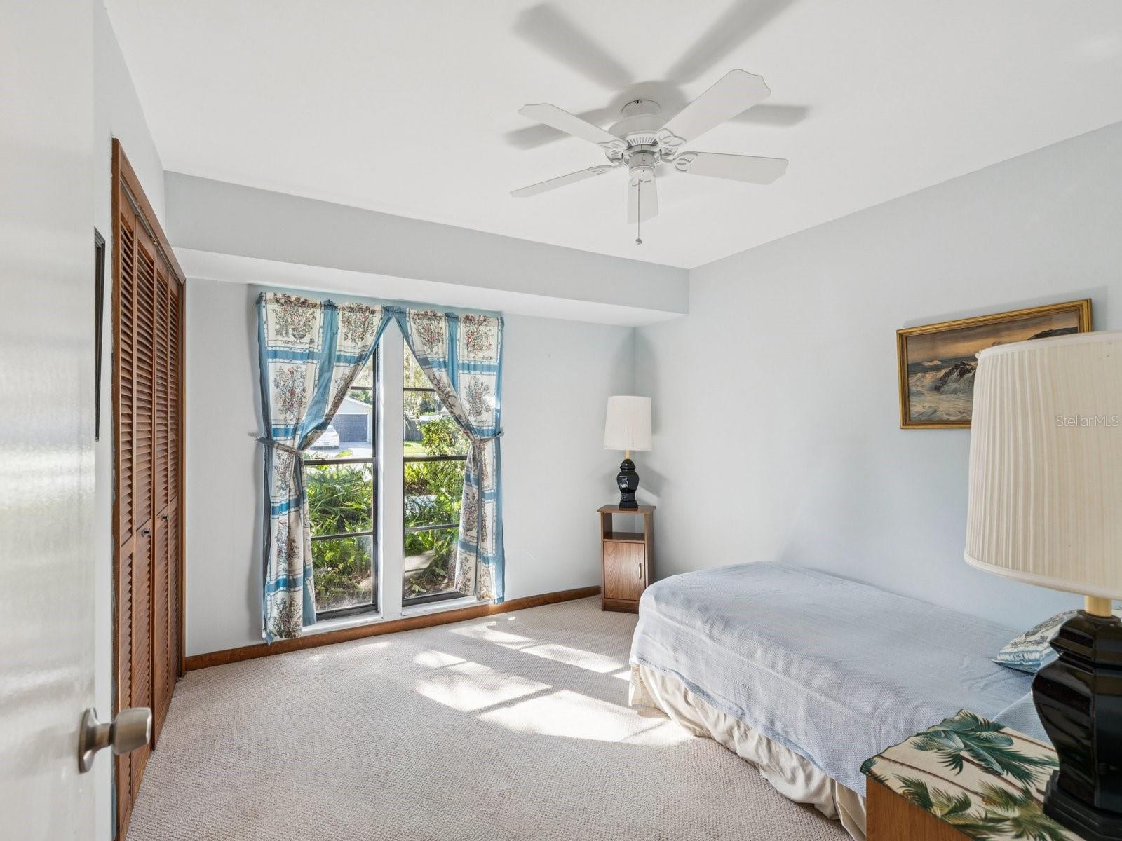 COUNTRY RUN UNIT 1 - Residential
