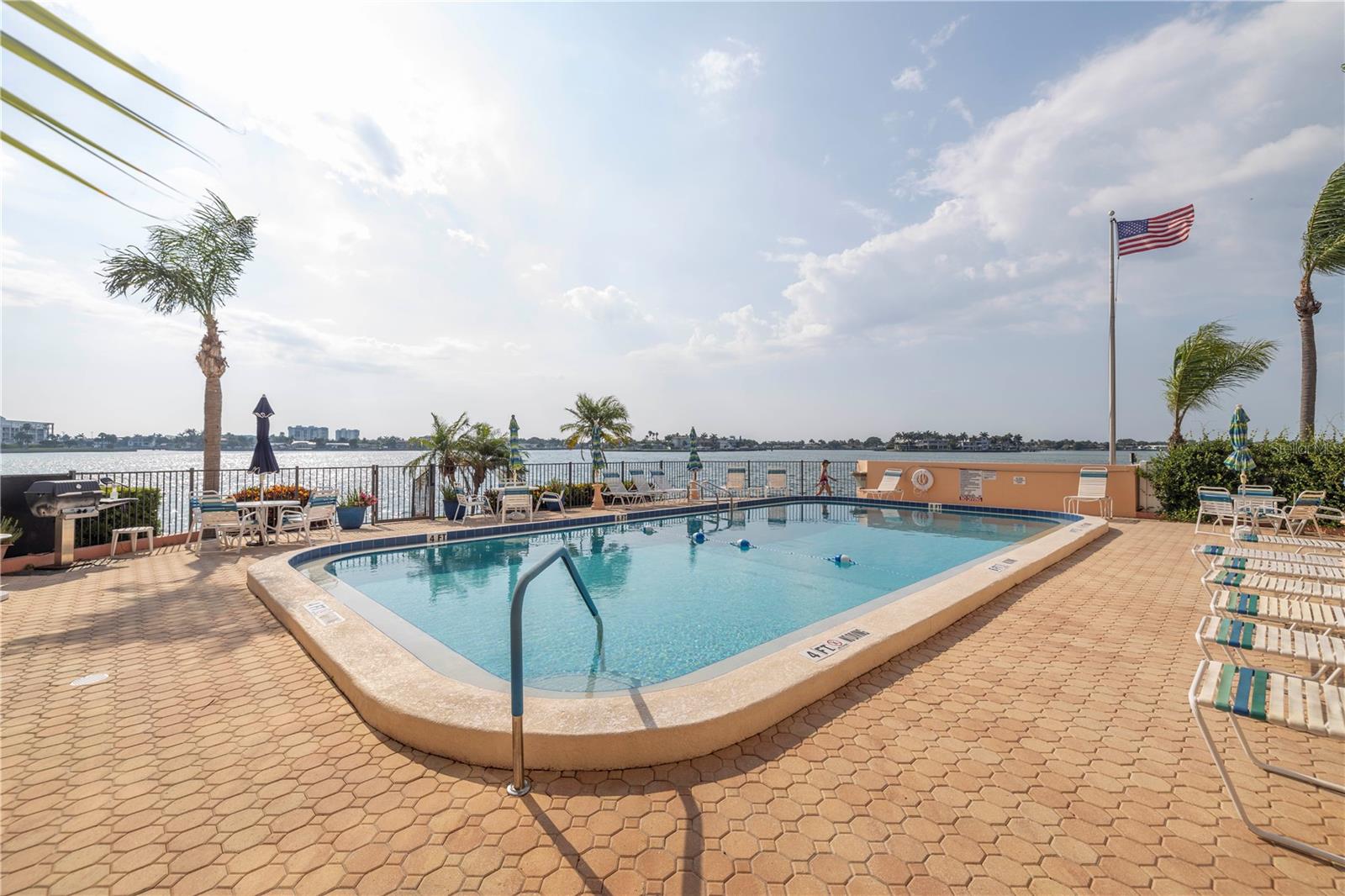 BAY ISLAND GROUP 7 - Residential