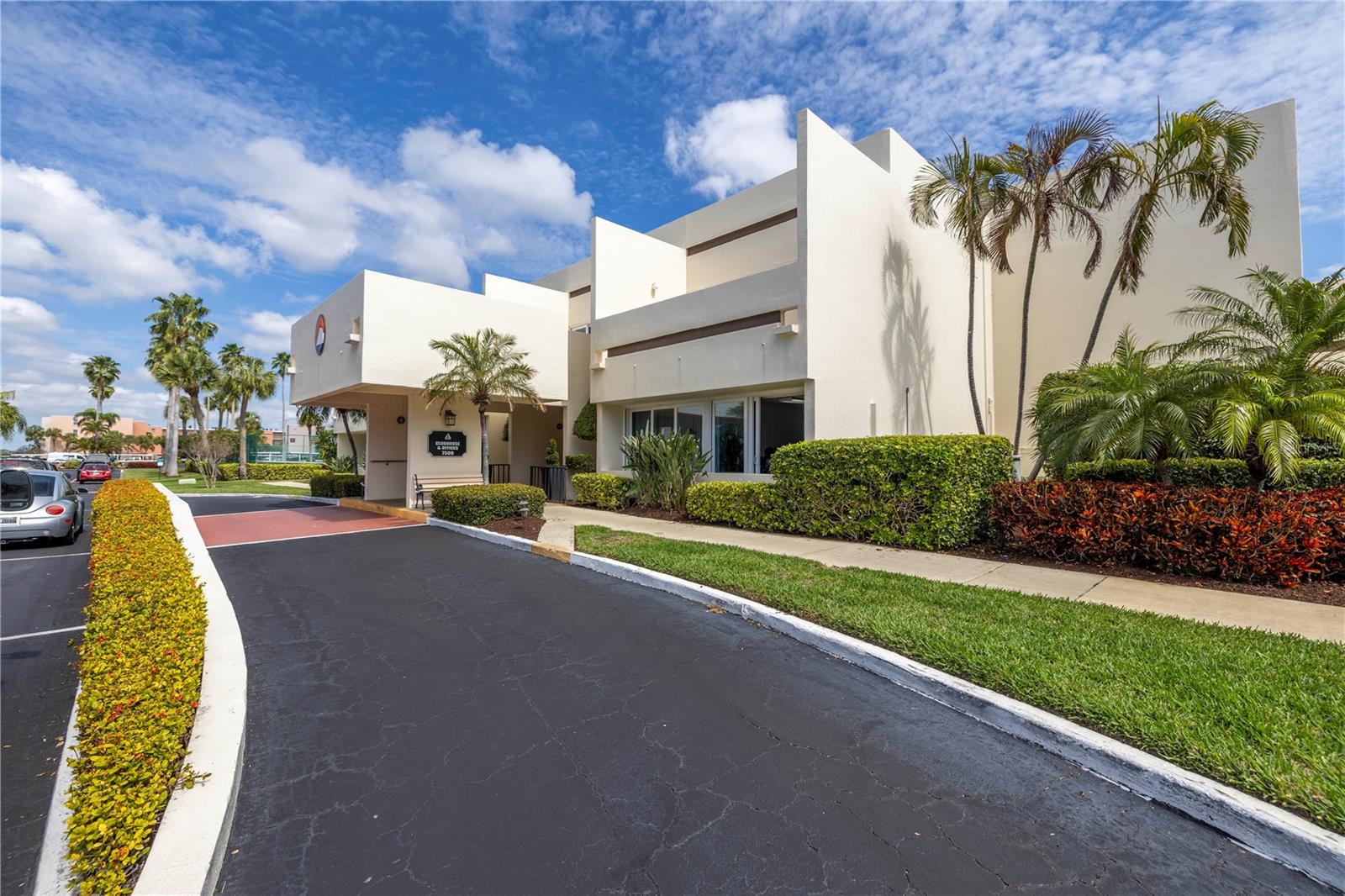 BAY ISLAND GROUP 7 - Residential