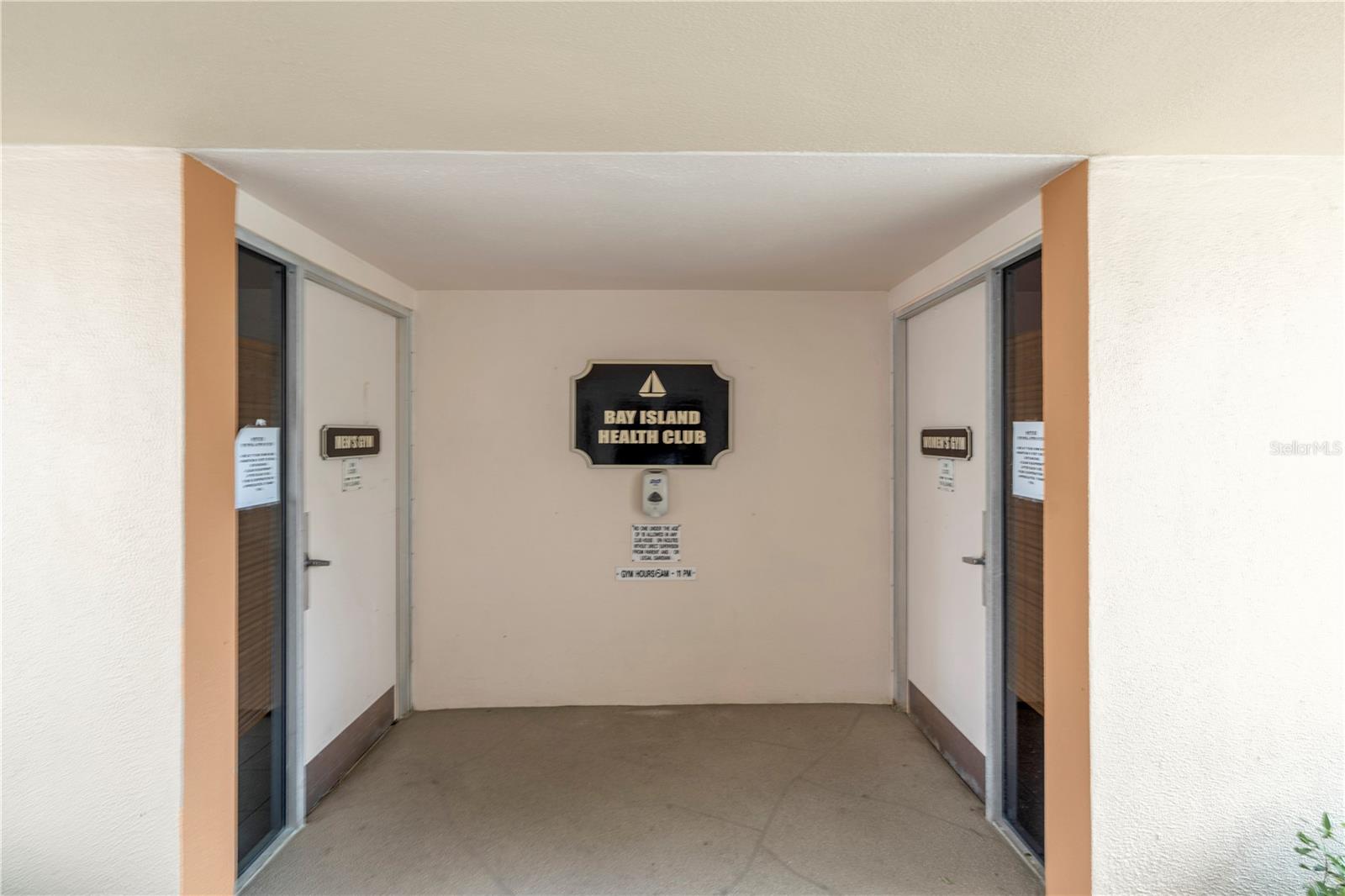 BAY ISLAND GROUP 7 - Residential