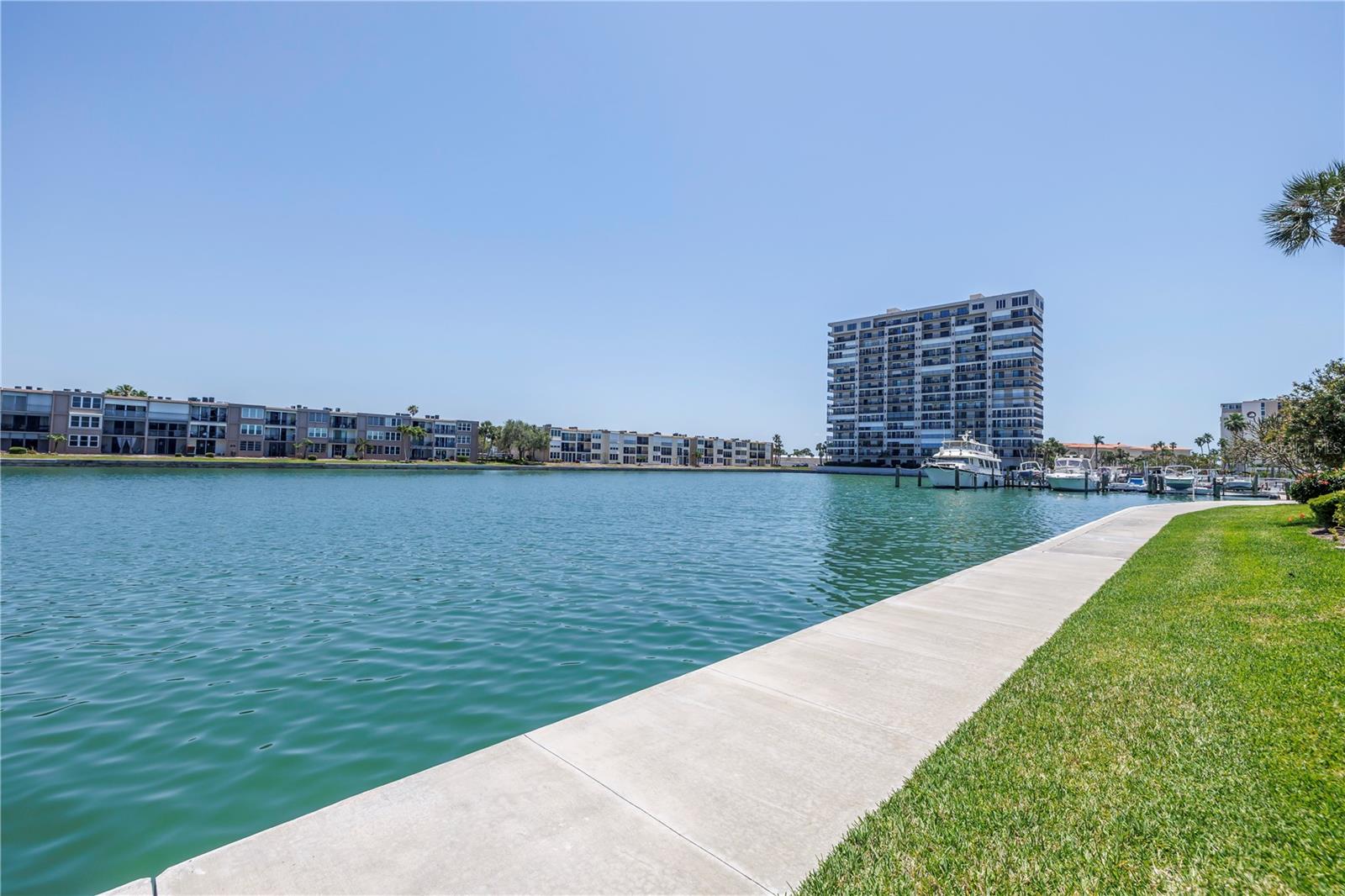 BAY ISLAND GROUP 7 - Residential