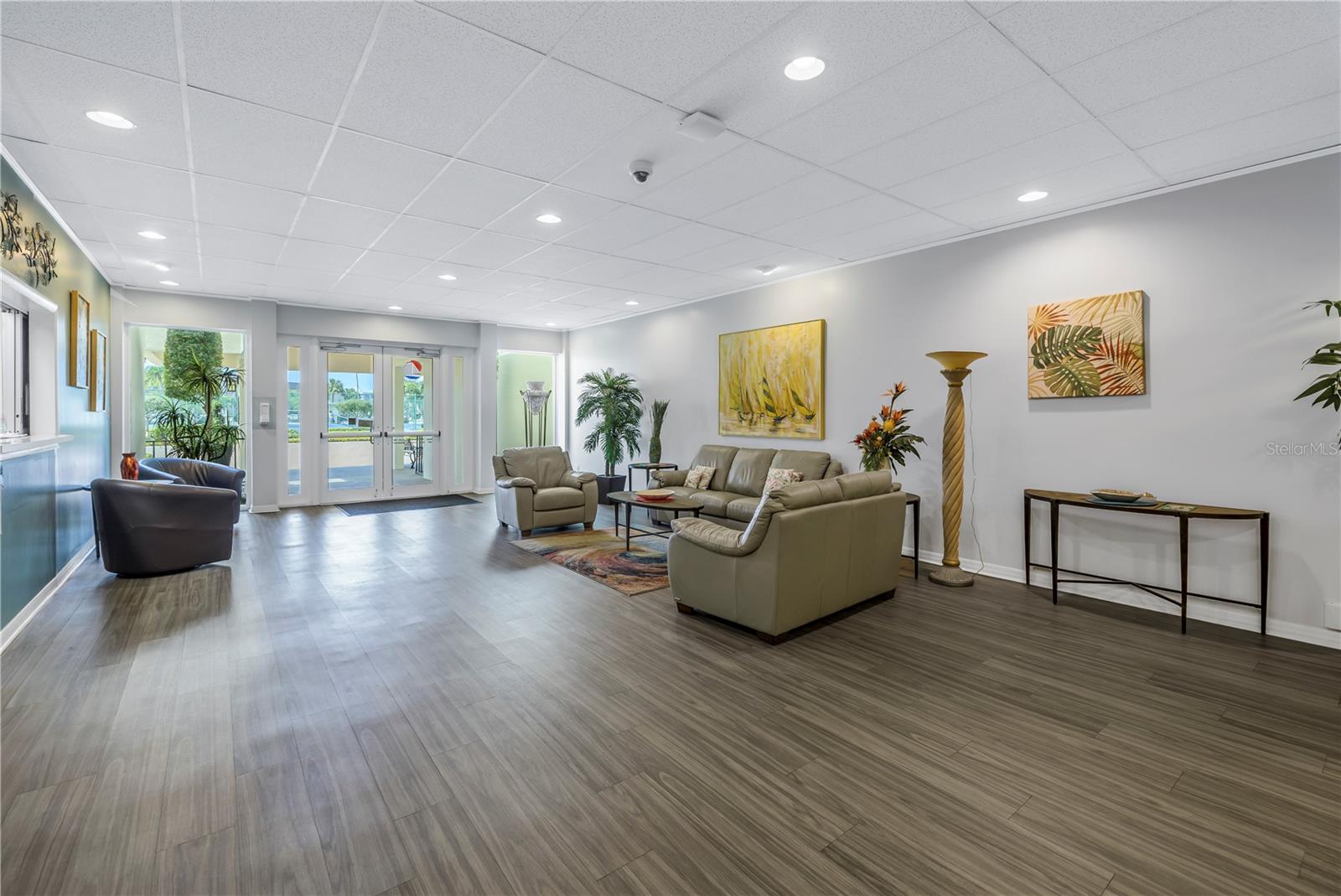 BAY ISLAND GROUP 7 - Residential