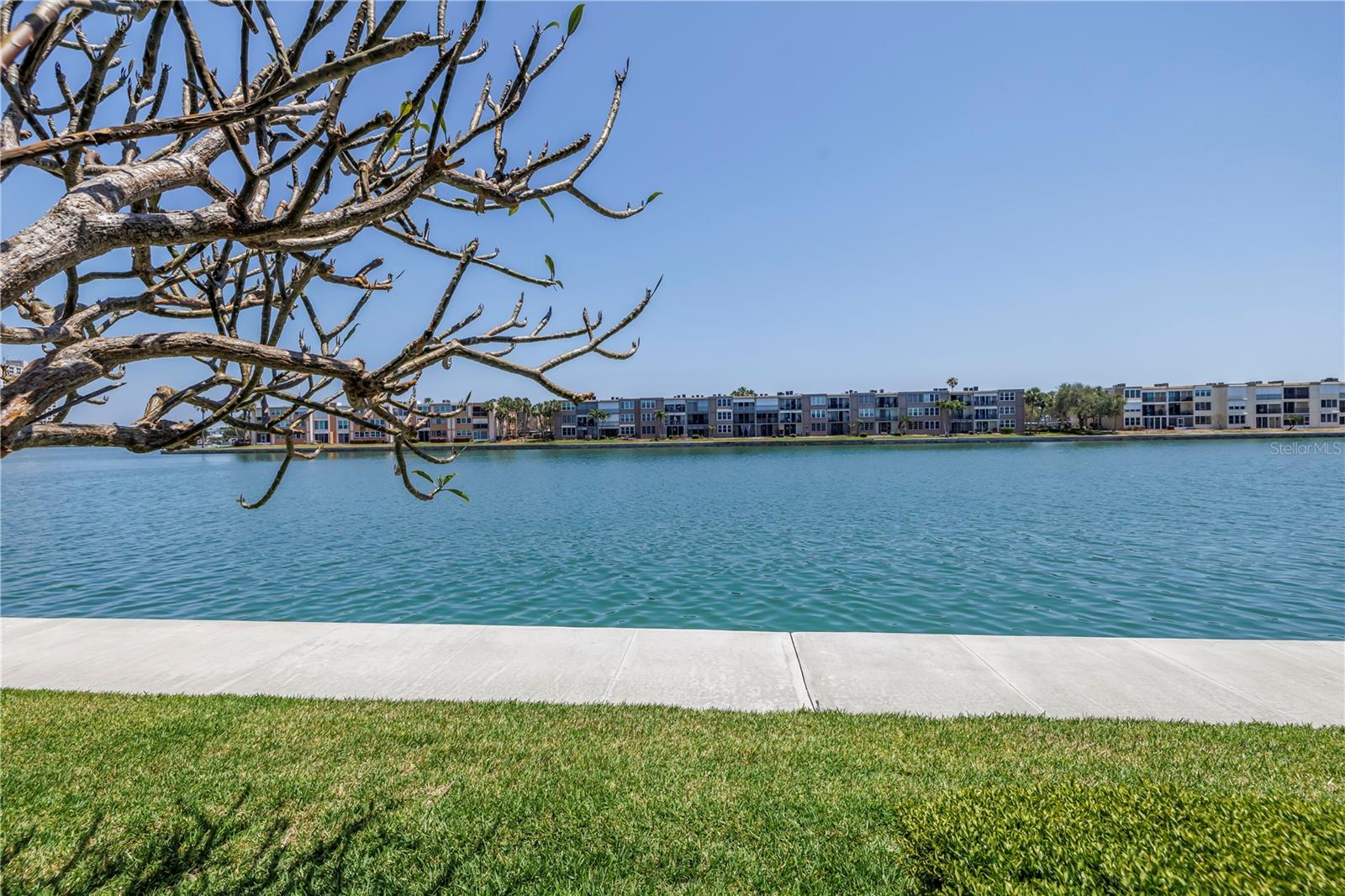 BAY ISLAND GROUP 7 - Residential