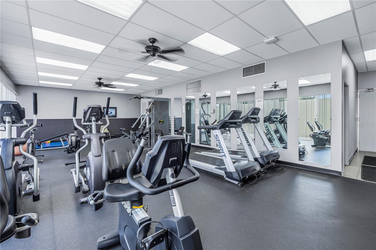 BAY ISLAND GROUP 7 - Residential