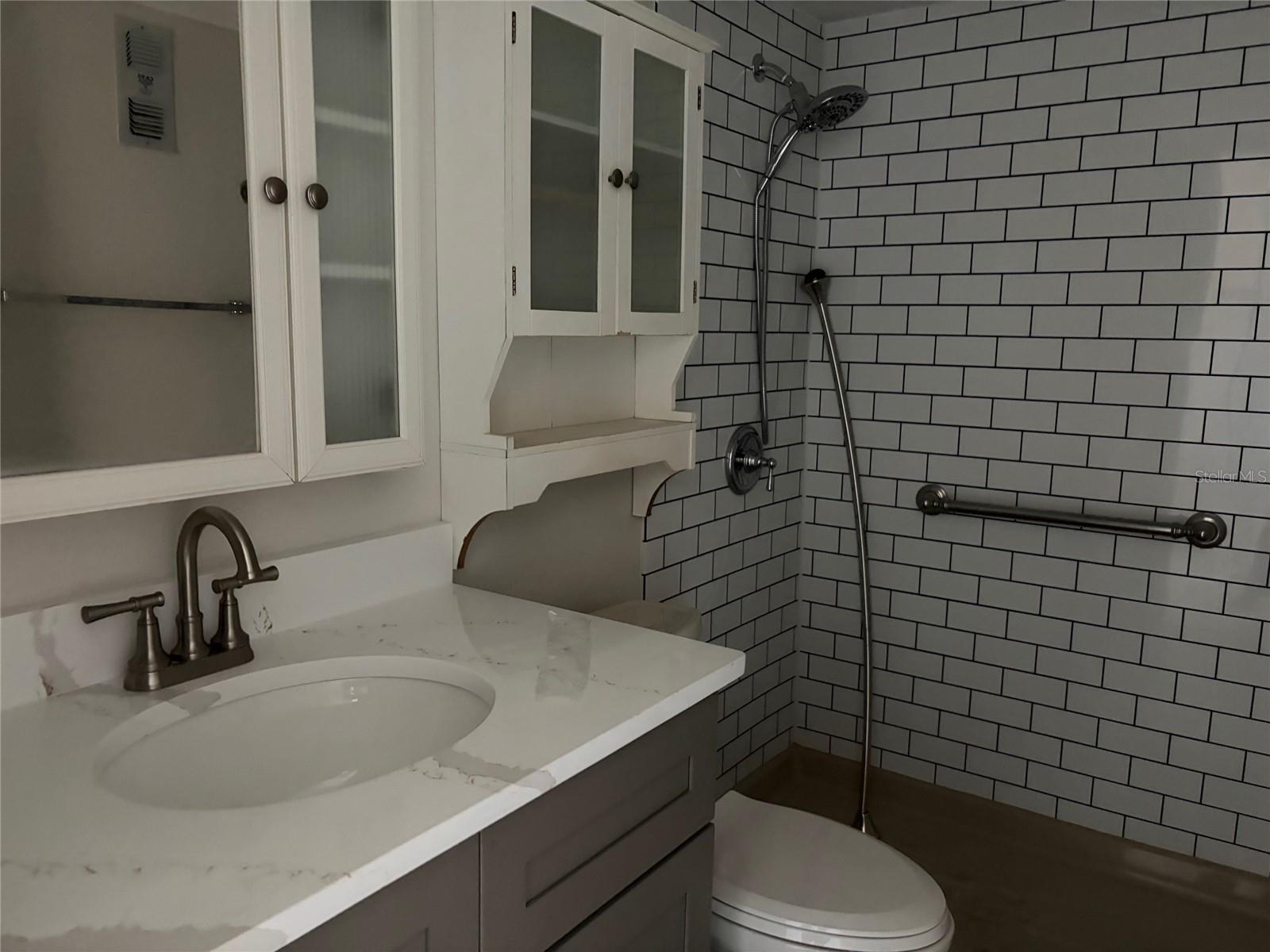 BAY ISLAND GROUP 7 - Residential