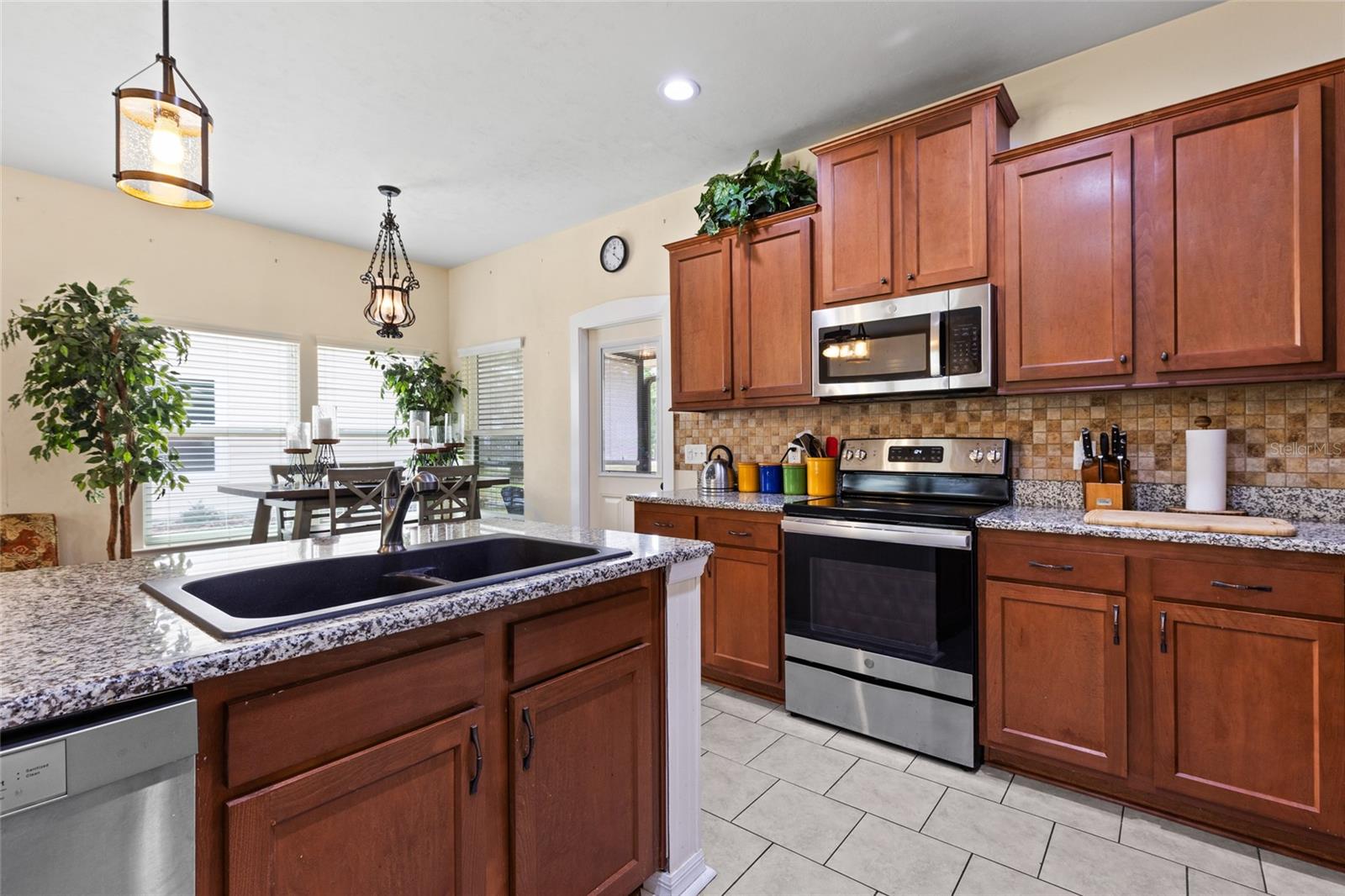 6546 NW 109TH PLACE