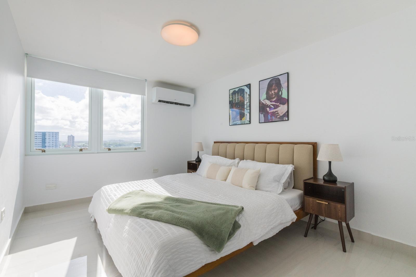 WALDORF TOWER - Residential Lease