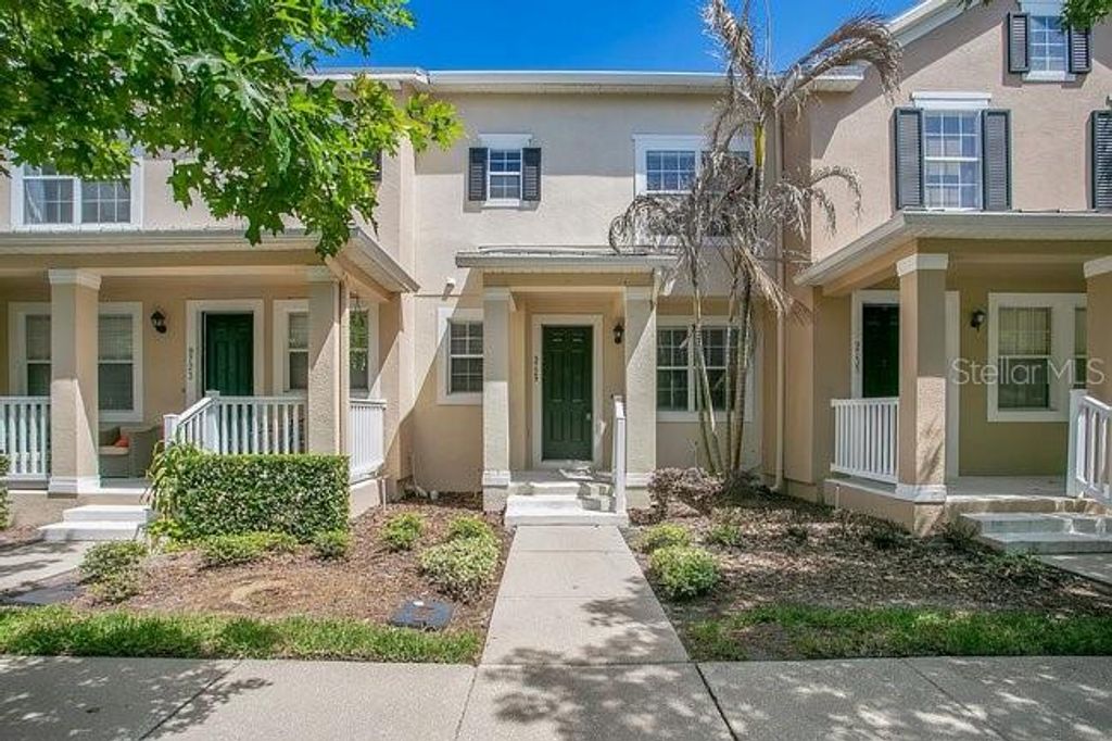 Photo of 9729 Fenrose Terrace, Orlando, FL 32827 (MLS # O6400798)