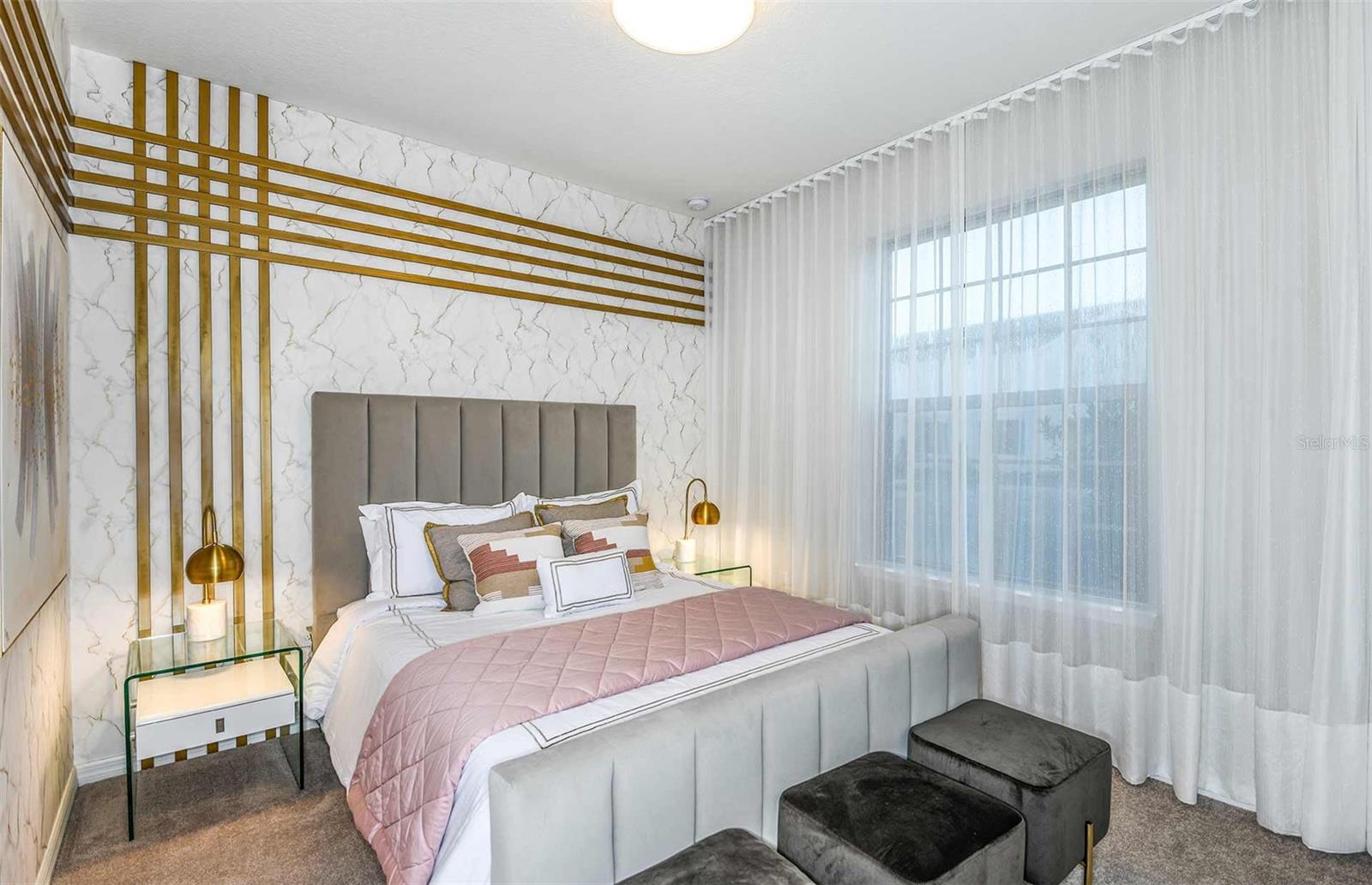 WINDSOR CAY - Residential