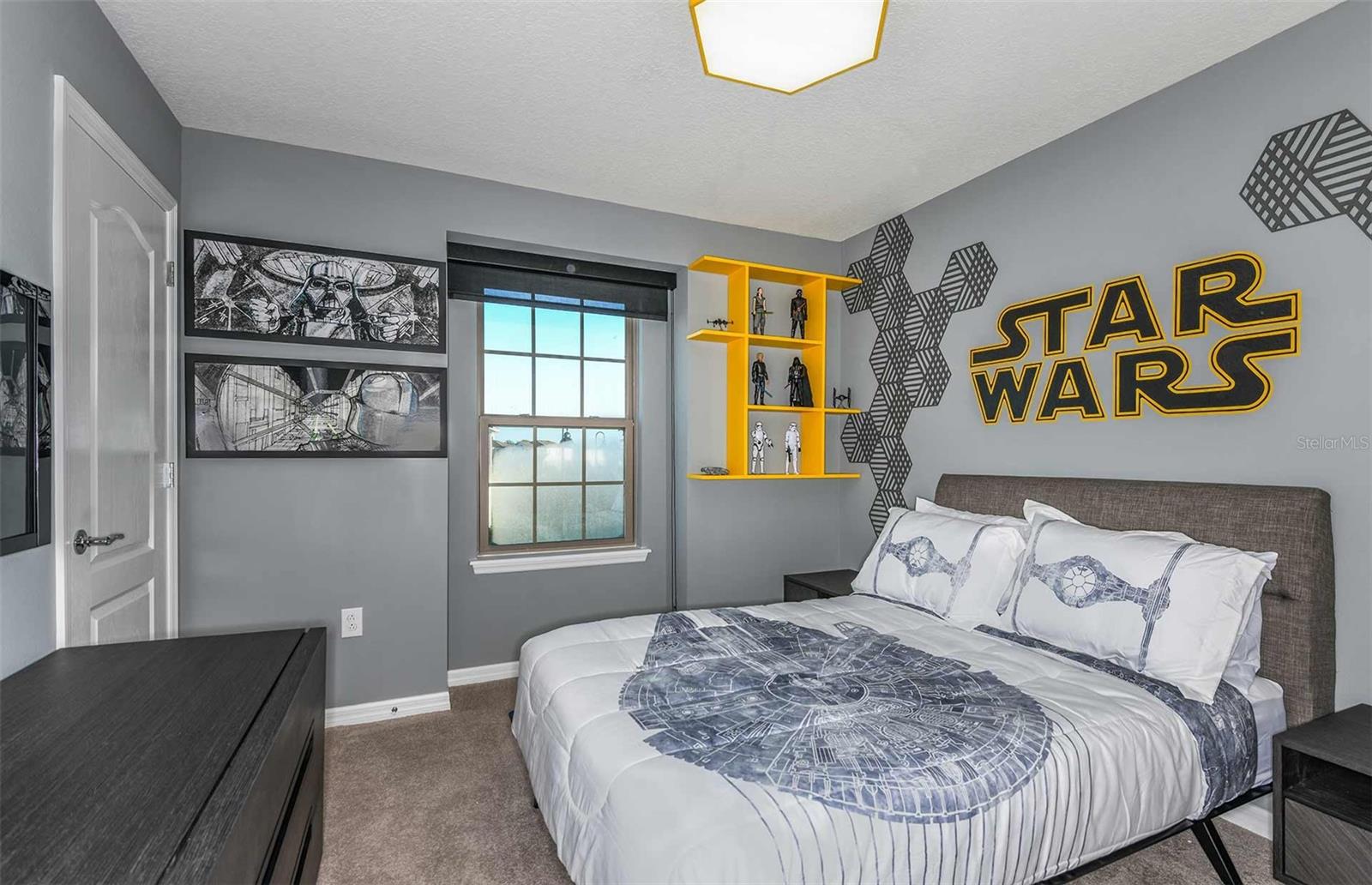 WINDSOR CAY - Residential