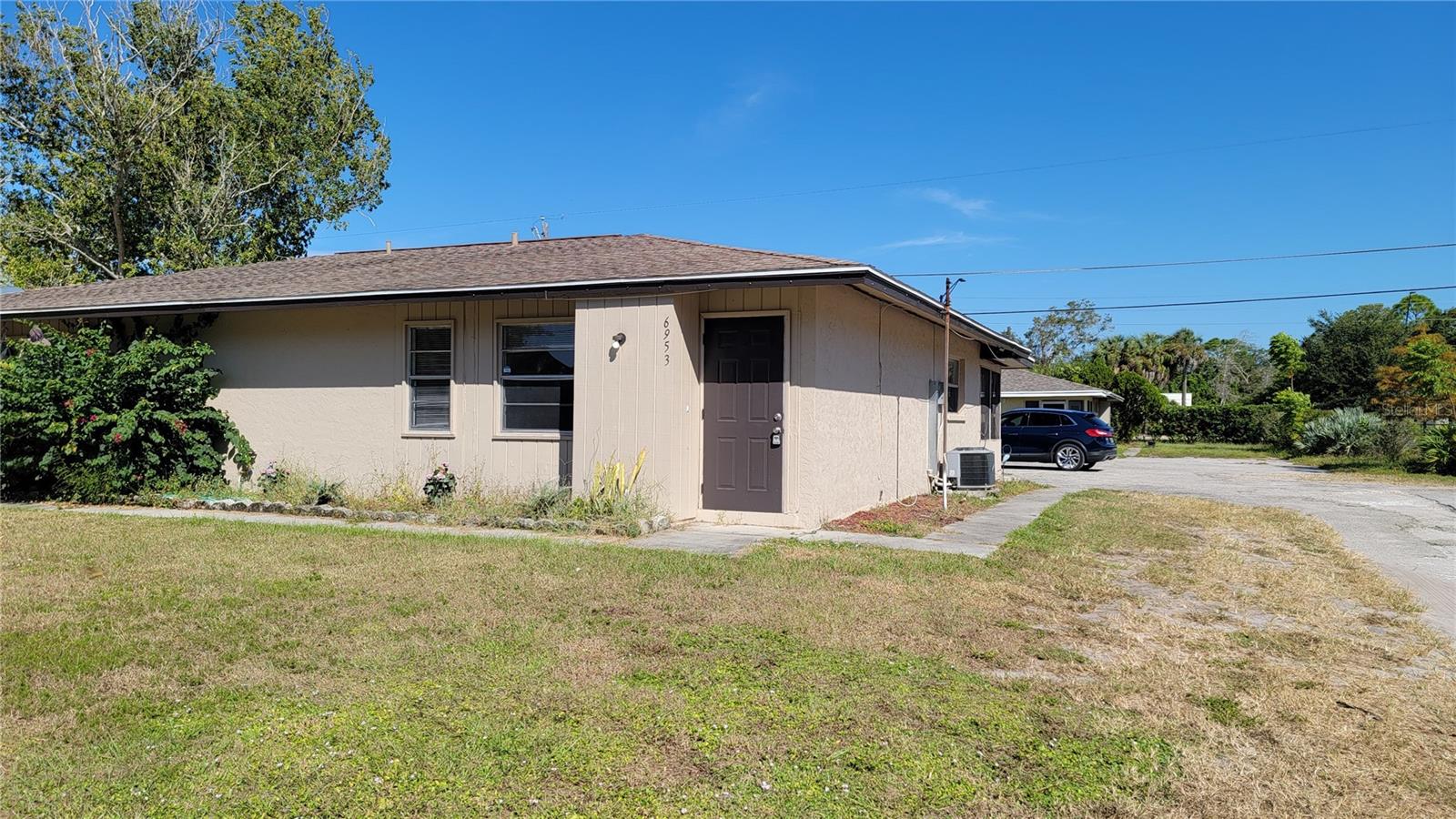 LAKE SARASOTA - Residential Income