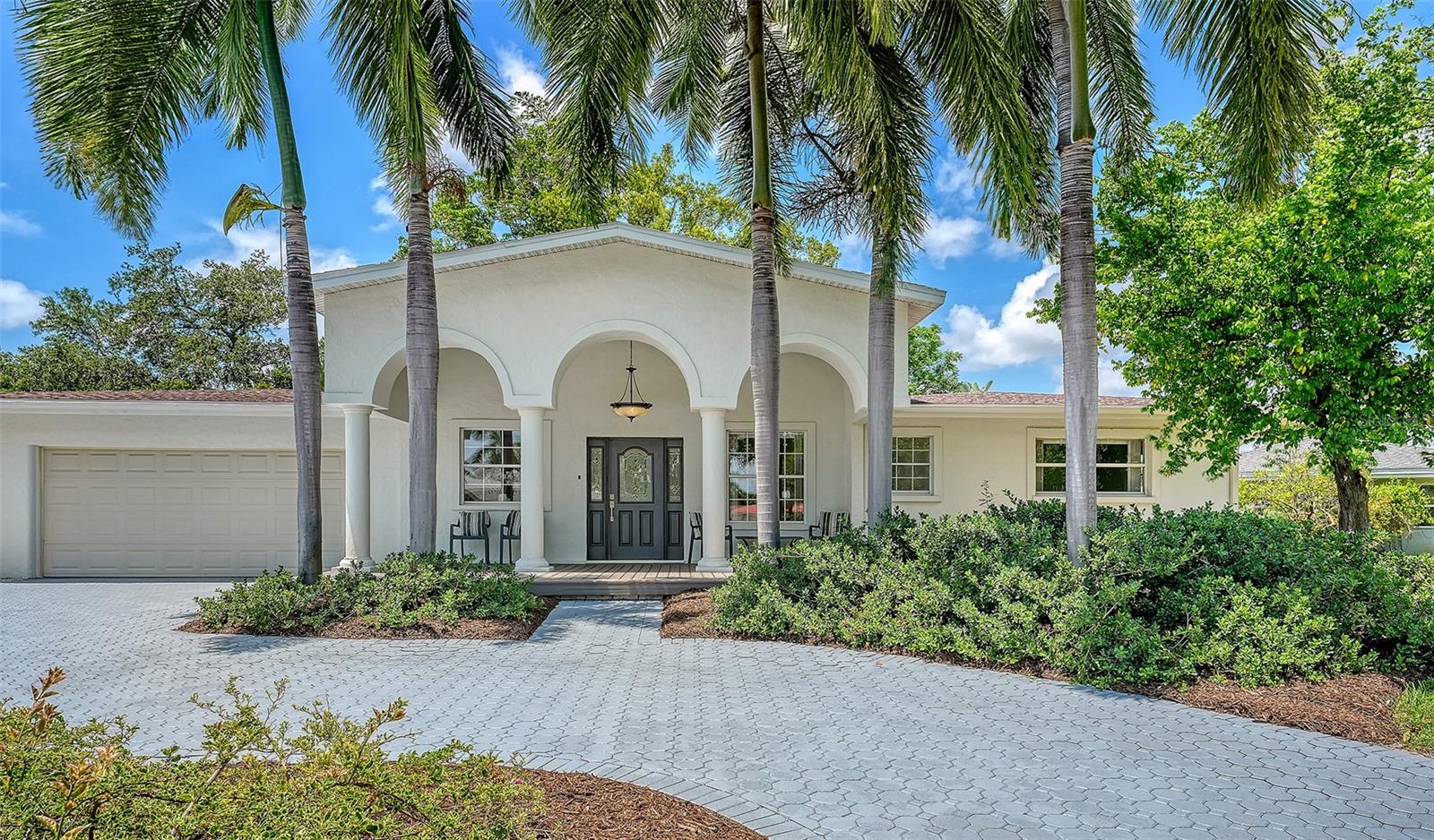2465 FOSTER LANE