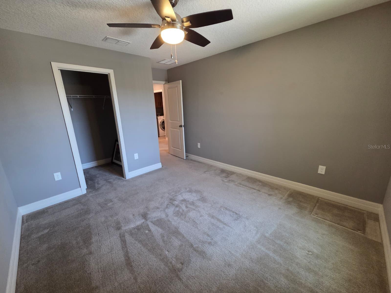 CREEKSTONE - Residential