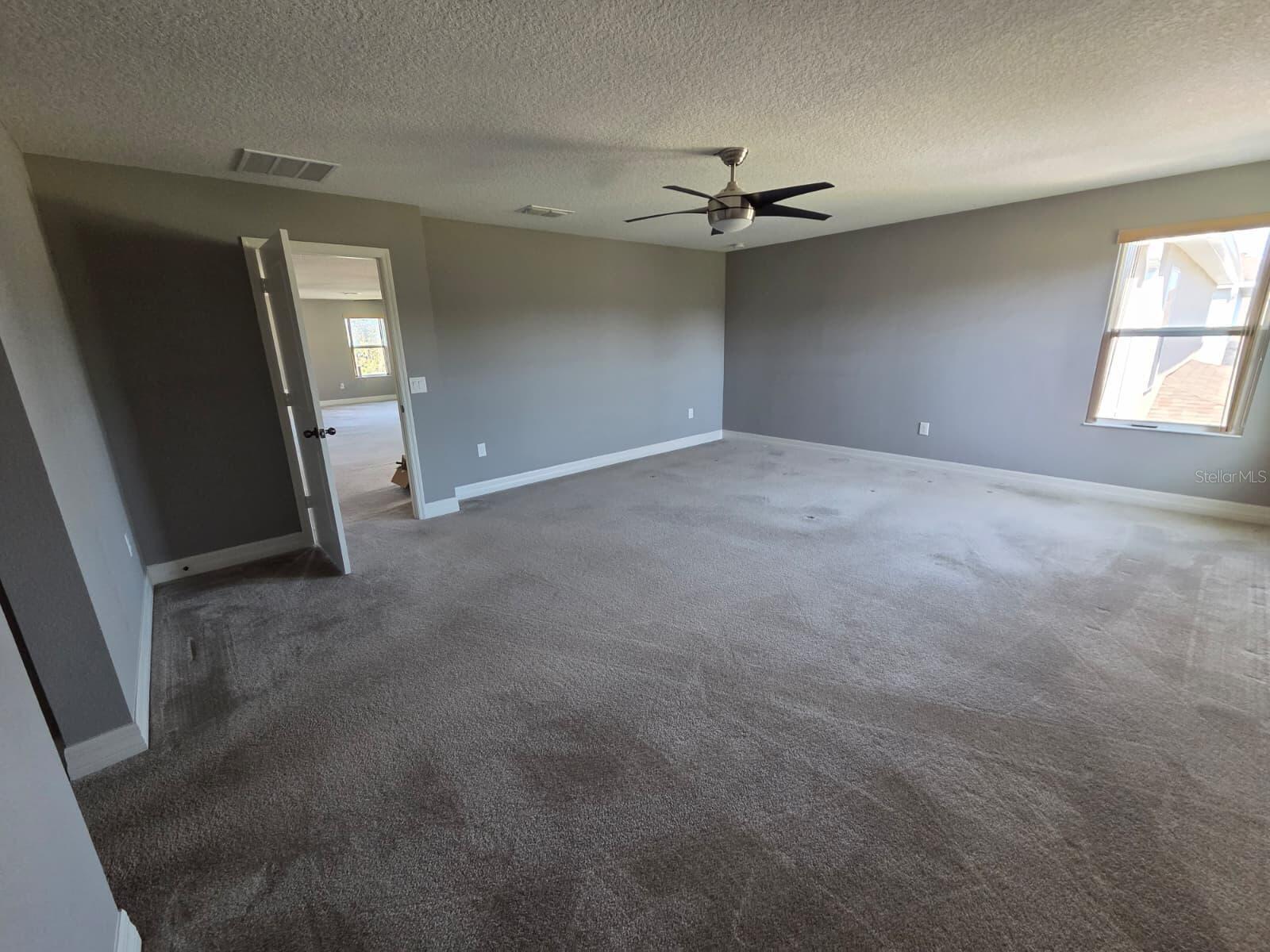 CREEKSTONE - Residential