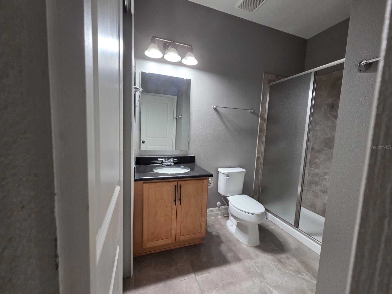 CREEKSTONE - Residential