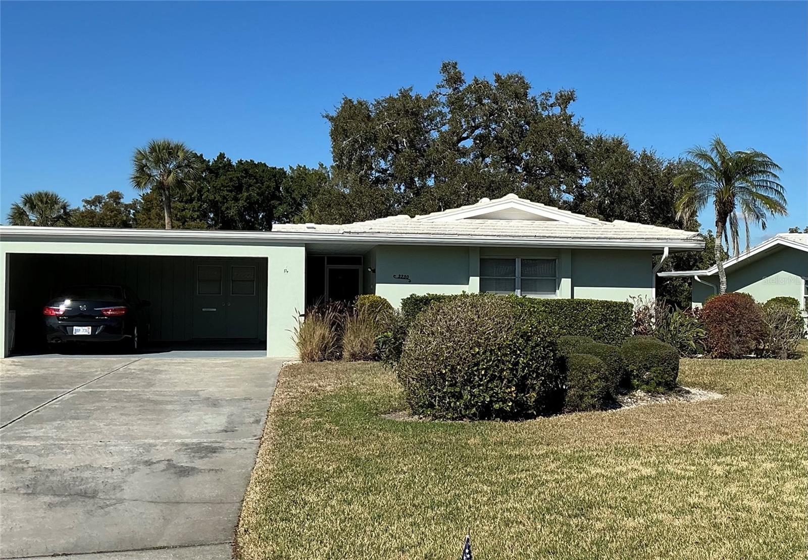 SOUTH GATE VILLAGE GREEN 10 - Residential