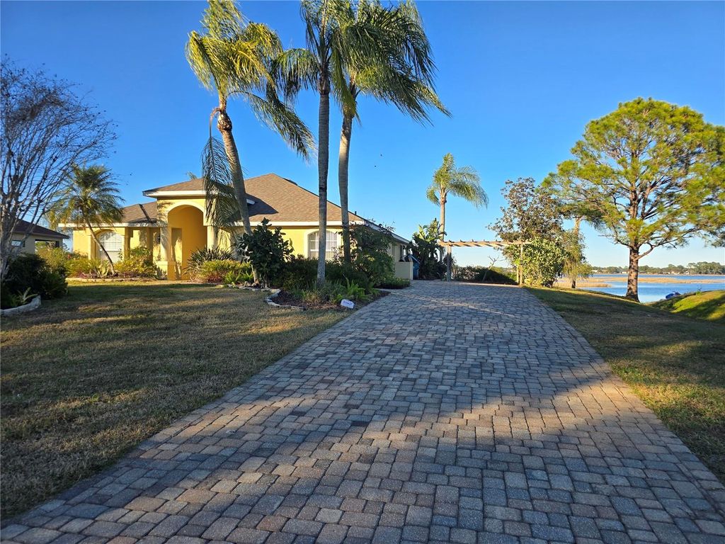 Photo of 2498 Rusk Court, Deltona, FL 32738 (MLS # V4946906)