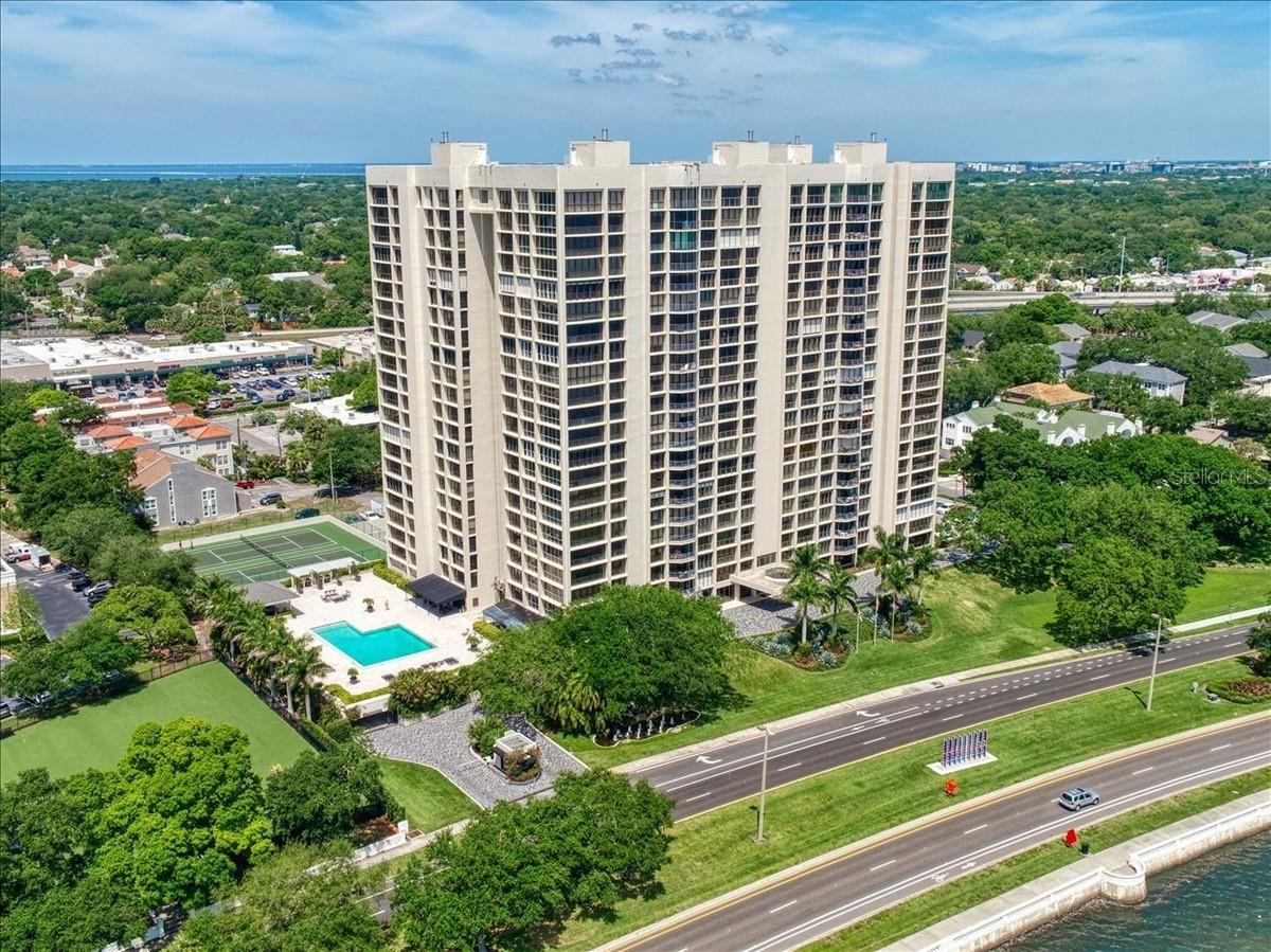 3301 BAYSHORE BOULEVARD 2007B
