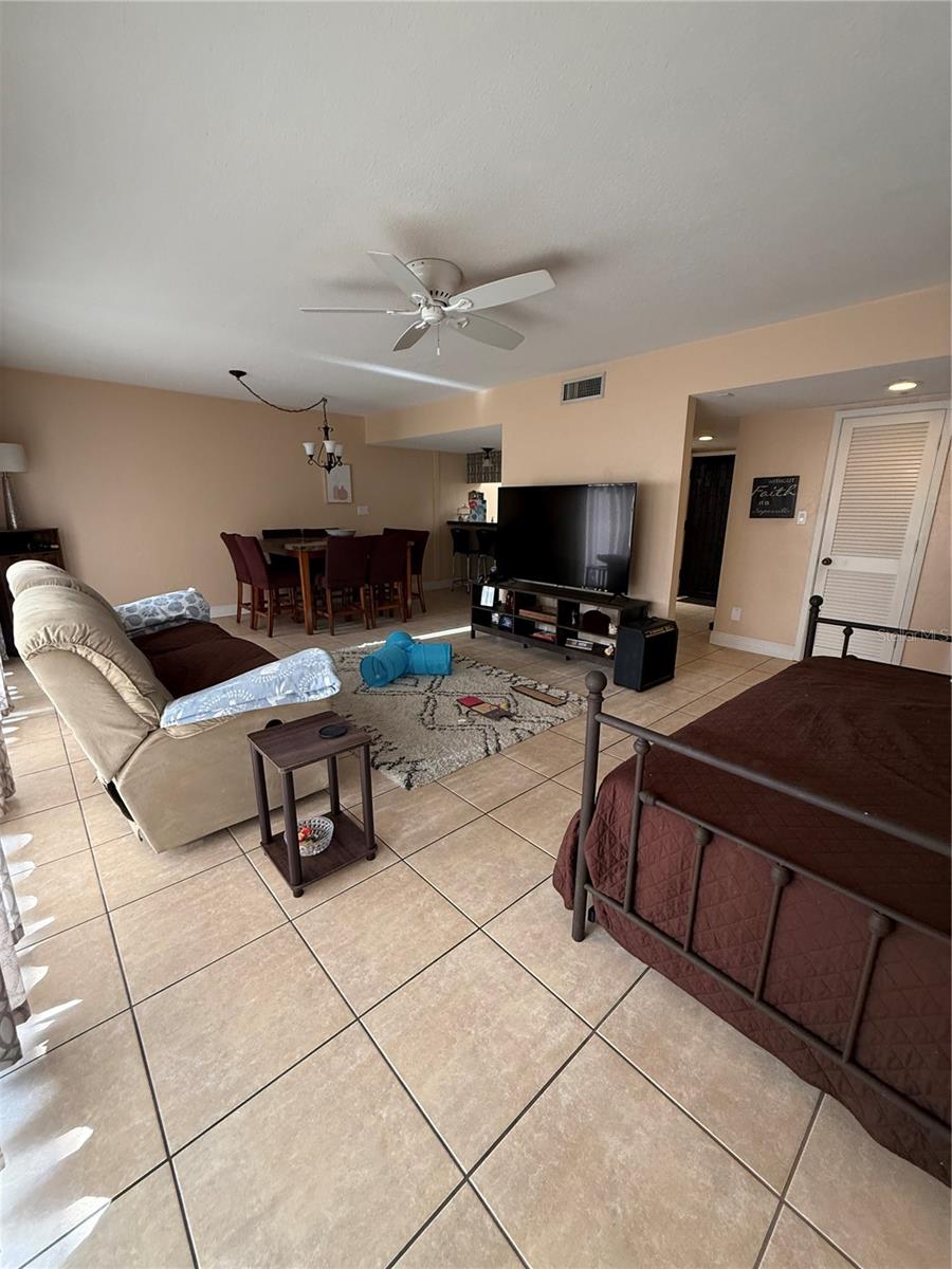 GRENELEFE CAMELOT CONDO - Residential