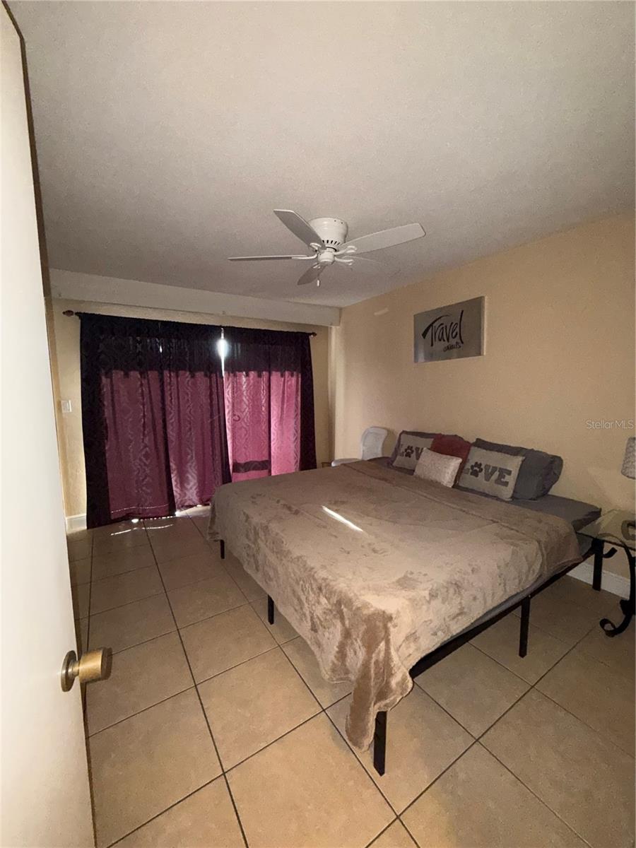 GRENELEFE CAMELOT CONDO - Residential