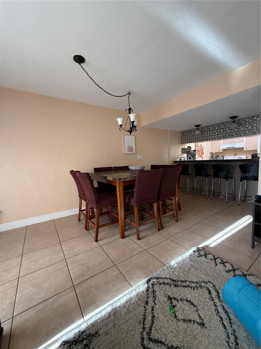 GRENELEFE CAMELOT CONDO - Residential