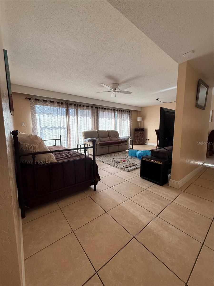GRENELEFE CAMELOT CONDO - Residential
