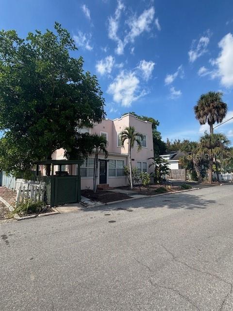 1604 N OSCEOLA AVENUE