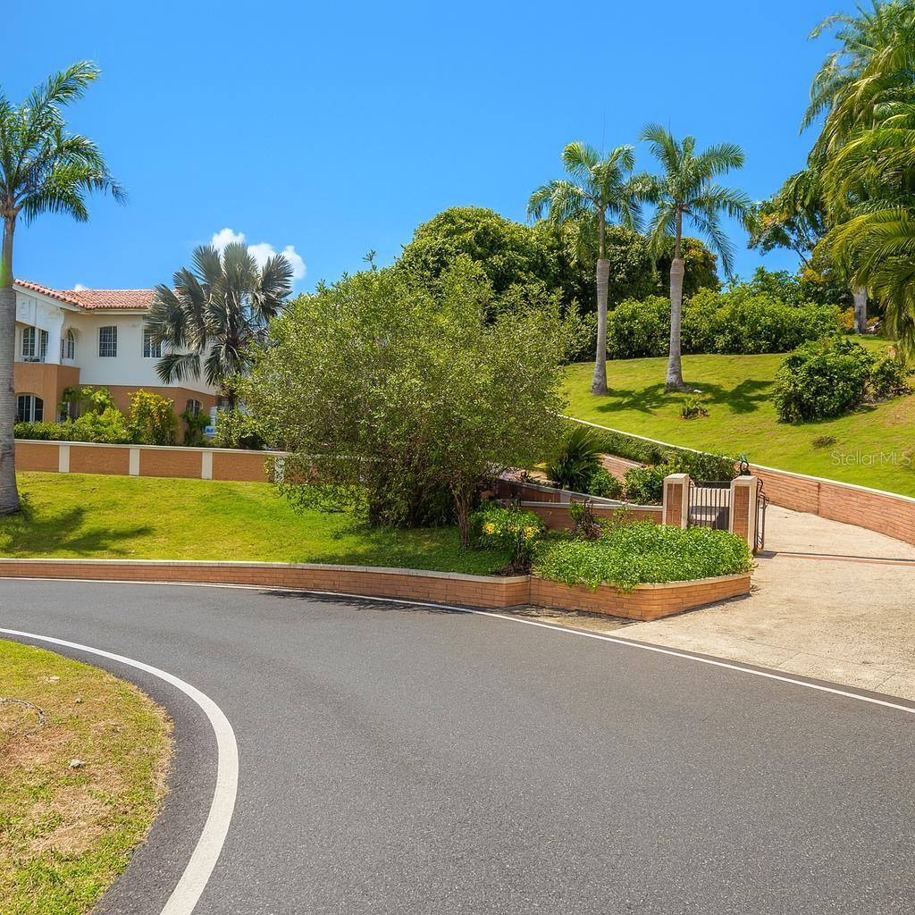 This stunning residence features 4 bedrooms and 3.5 bathrooms, along with spacious and functional areas including a living room, family room, dining room, kitchen, terrace, laundry room, and plenty of storage space. Equipped with a power generator, a two-car garage with electronic door, and a wide gated entrance that offers both privacy and security. Living area: 2,354 sq ft,Lot size: 17,017 sq ft. A home that blends comfort, style, and functionality in a peaceful, natural setting. Perfect for those seeking quality living and generous space!