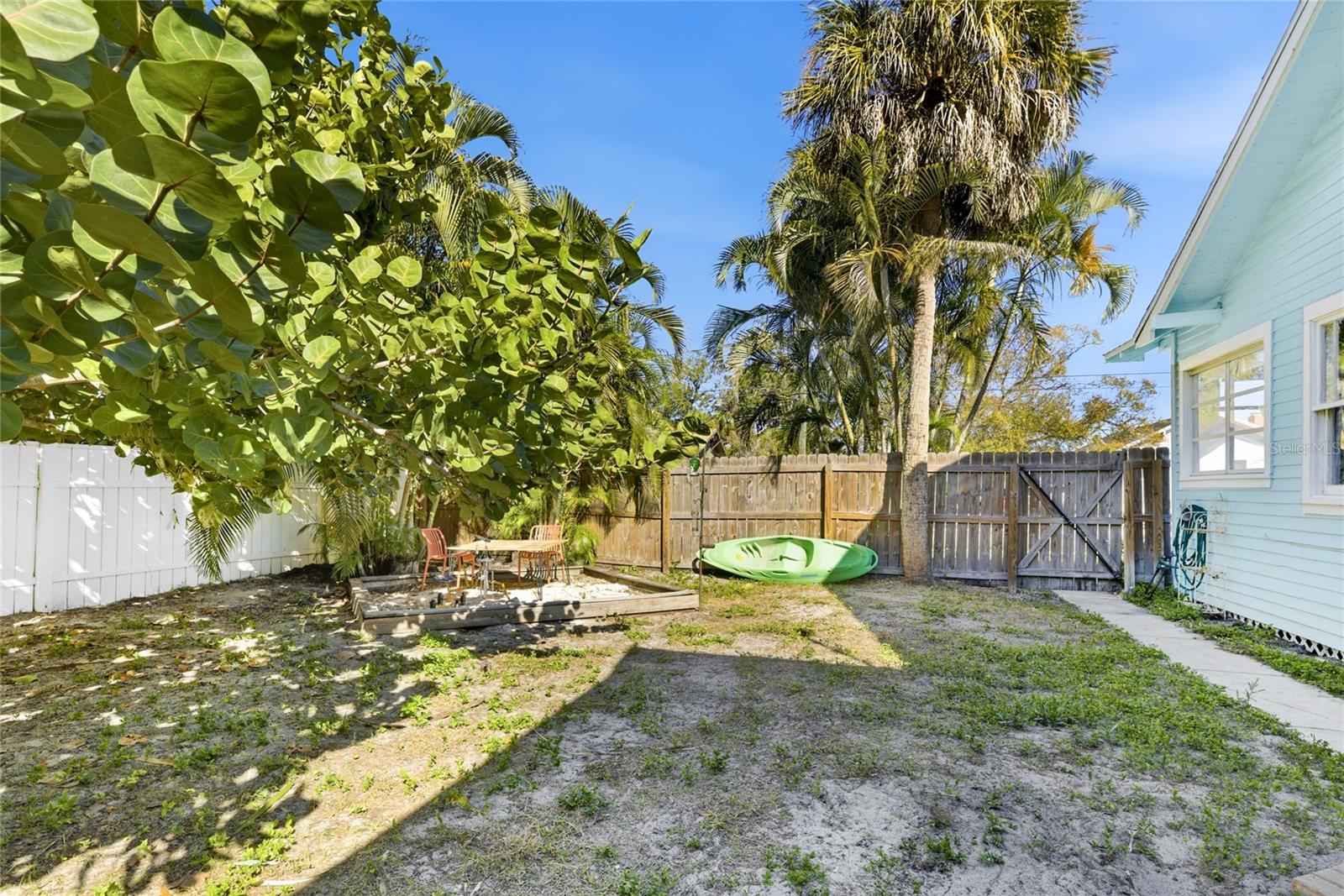 WHITE BEAR PARK - Residential