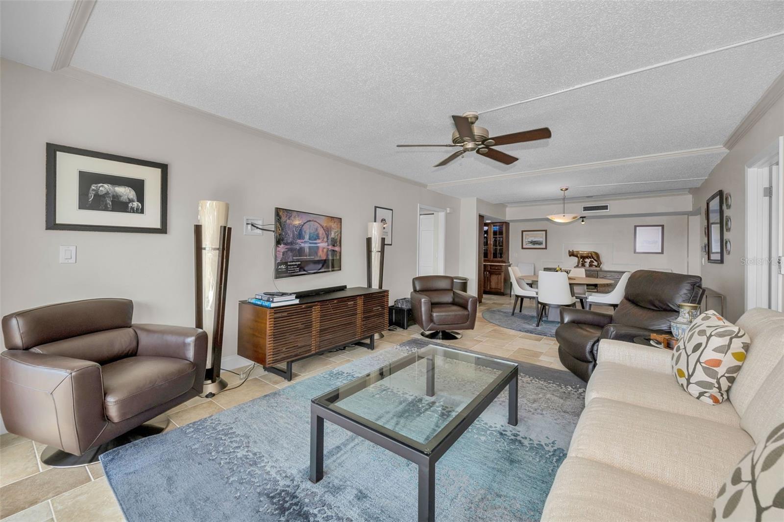 MEDITERRANEAN MANORS - Residential