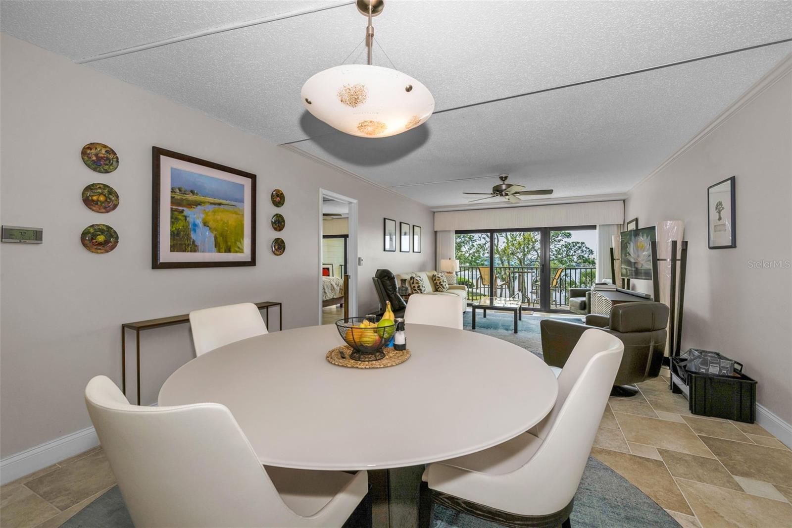 MEDITERRANEAN MANORS - Residential