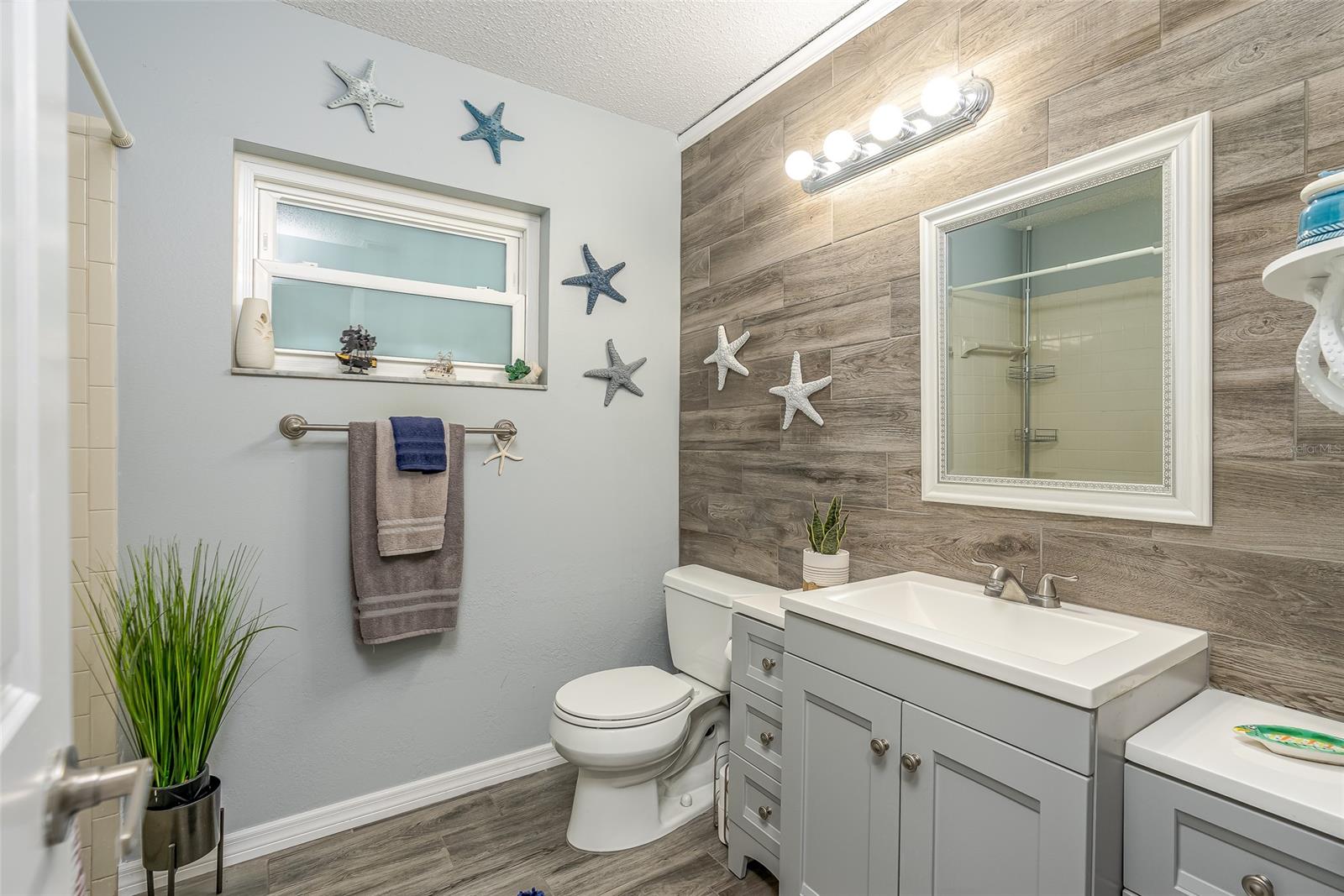 Florida Shores 01 - Residential