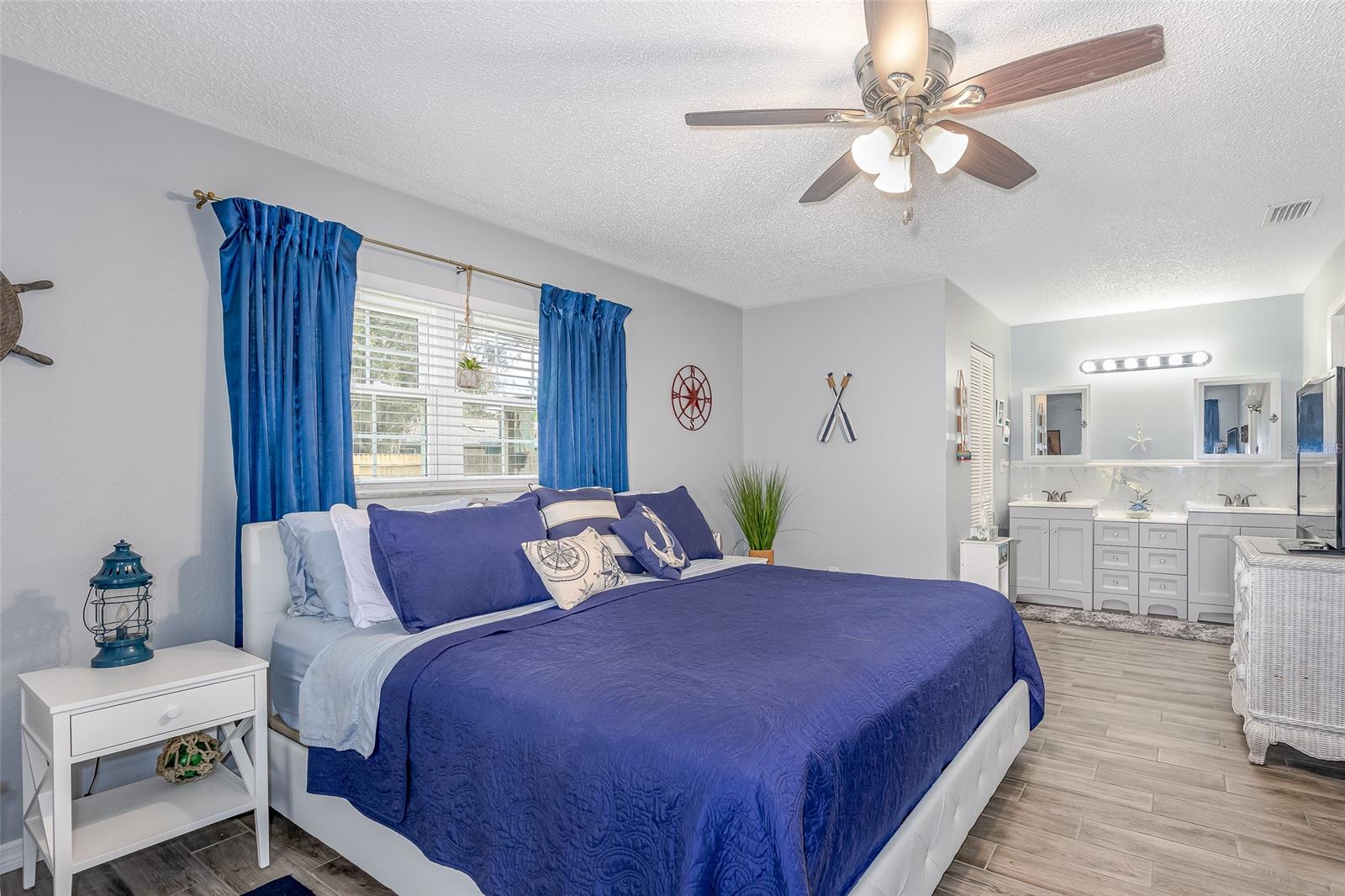 Florida Shores 01 - Residential