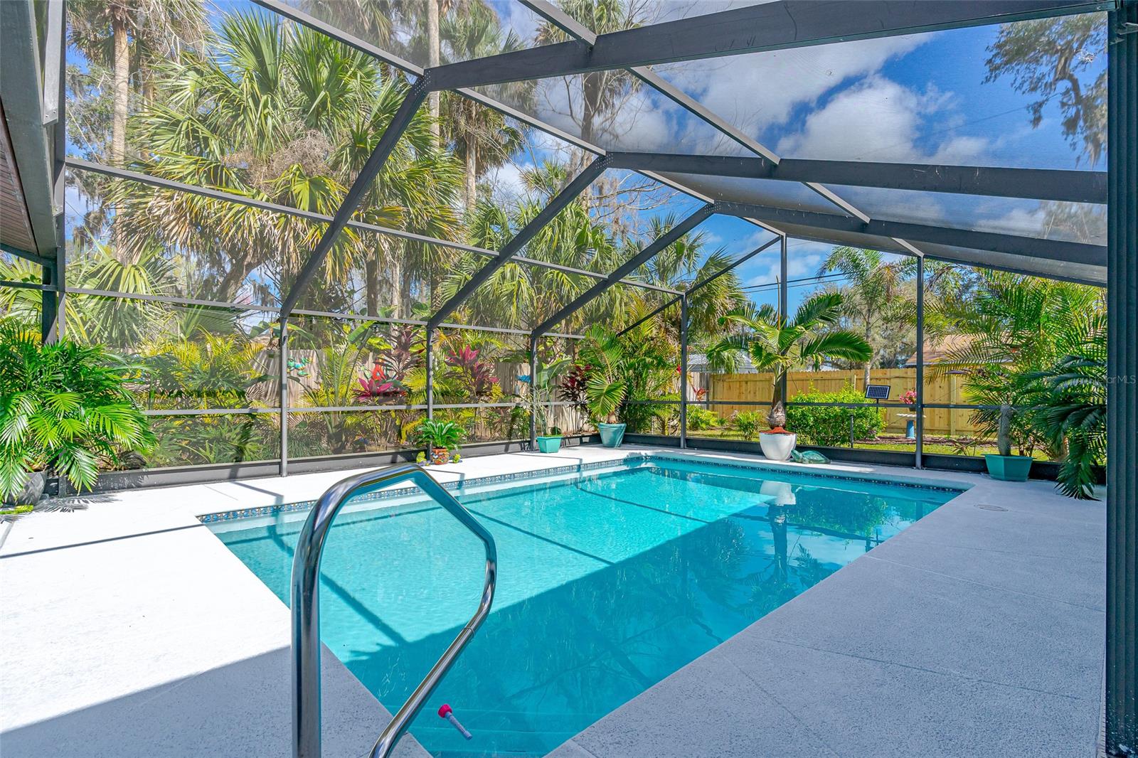 Florida Shores 01 - Residential