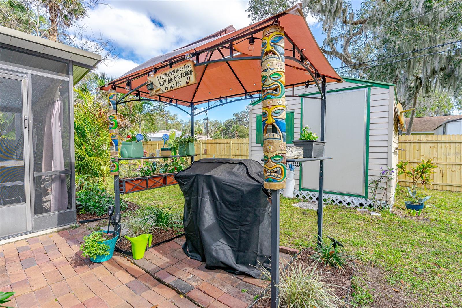 Florida Shores 01 - Residential