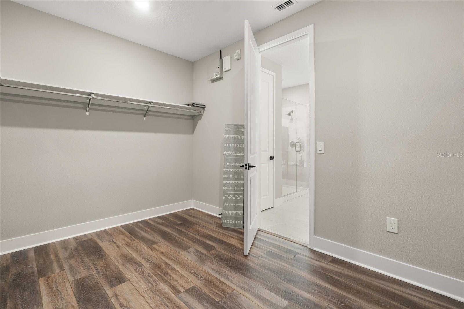 SAND LAKE SOUND - Residential